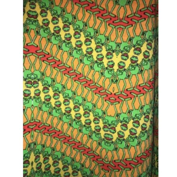 LuLaRoe Classic T Disney XS Kermit the Frog Green - Picture 2 of 4